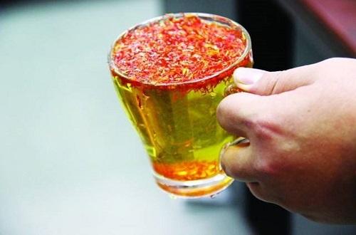 红花可以泡水喝吗