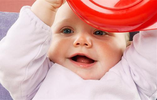 宝宝吃奶粉不喝水怎么办 宝宝喝水注意事项