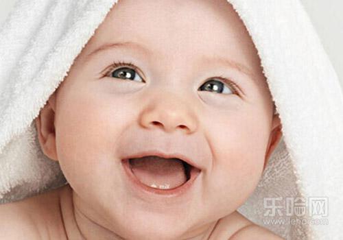 宝宝发烧物理降温的正确做法,宝宝物理降温的