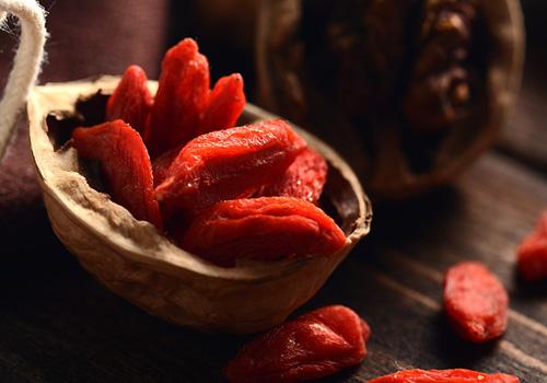 一岁宝宝可以吃枸杞吗