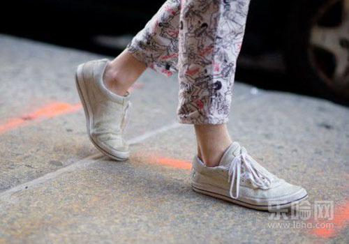 冬天露脚踝的伤害,冬天露脚脖子的坏处-乐哈健