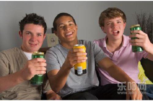 青少年喝酒危害有哪些,青少年喝酒的危害,青少