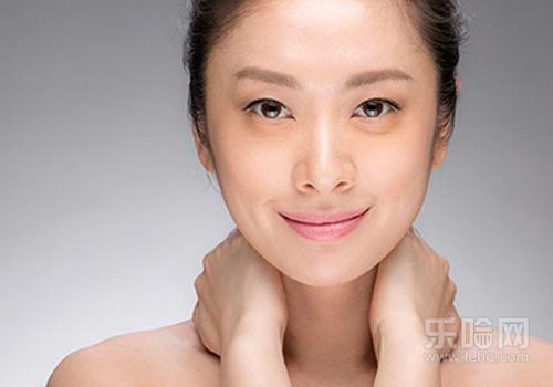 蜂蜜可以直接涂在脸上吗,蜂蜜可以直接涂在脸