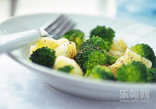 怀孕两个月恶心吃不下东西怎么办,怀孕两个月