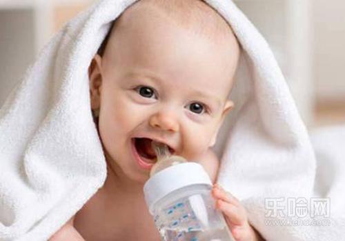 宝宝半岁感冒流鼻涕怎么办,6个月宝宝感冒流鼻