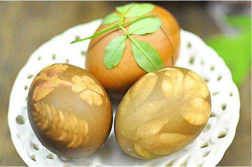 艾叶煮鸡蛋有什么作用 艾叶煮鸡蛋什么时候吃