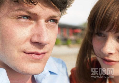 眼睛肿是什么原因,眼睛浮肿是什么原因-乐哈健