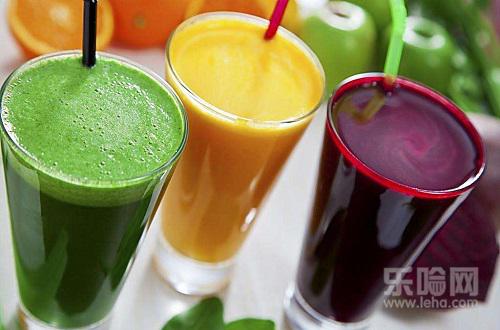 什么时候喝果汁最好,果汁什么时候喝好,喝果汁