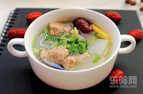 喝什么汤补血补气,喝什么汤补气血,补气血喝什