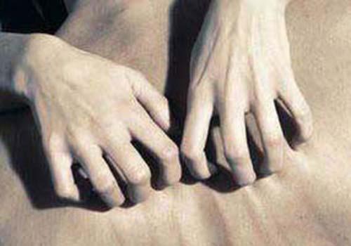 全身痒有时针刺一样 这些疾病要引起重视