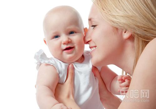 哺乳期上火可以喝菊花茶吗,喂奶上火可以喝菊