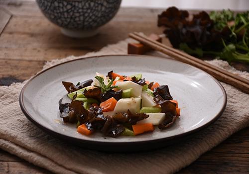 木耳泡发多久不能吃