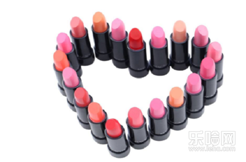 口红过期了还能用吗,口红过期了再用有什么后