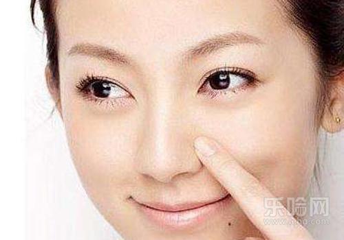 香皂洗脸毛孔会变大吗,用香皂洗脸好不好-乐哈