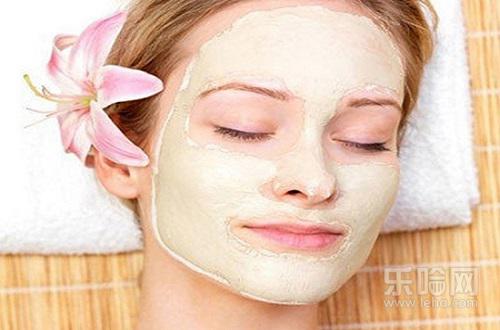 香蕉敷脸的功效与作用,香蕉直接敷在脸上好吗