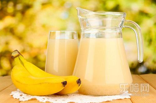 香蕉蜂蜜能一起吃吗,香蕉和什么一起吃好-乐哈