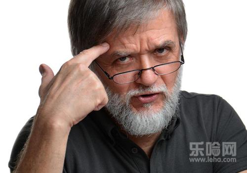 膝盖疼不能弯曲怎么回事,膝盖疼蹲不下去是怎