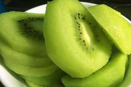 孕妇吃猕猴桃对胎儿好吗,吃猕猴桃对胎儿的好