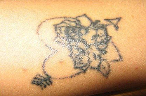 纹身能彻底洗掉吗,洗纹身多久可以洗掉-乐哈健