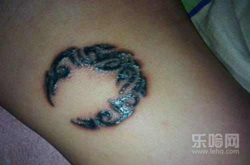 纹身后多久能沾水,纹完身可以碰水吗-乐哈健康