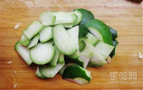 冬瓜皮水孕妇能喝吗,孕妇可以喝冬瓜皮水吗-乐