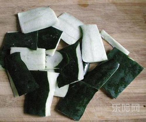 冬瓜皮能泡水喝吗,冬瓜皮可以泡水喝吗-乐哈健