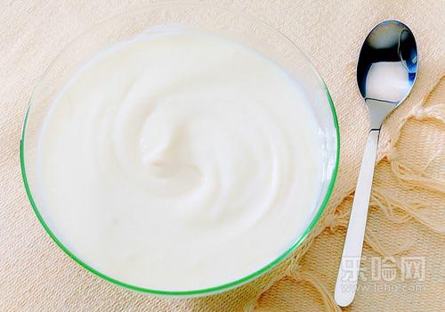 酸奶晚上喝会胖吗,晚上喝酸奶会胖吗-乐哈健康