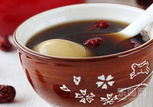 当归鸡蛋红糖水可以天天喝吗,当归鸡蛋红糖水