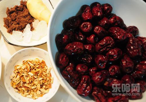 宝宝厌食期有什么表现,宝宝厌食期是什么症状