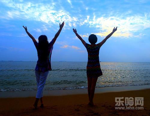 指甲凹陷怎么办,手指甲上有凹陷怎么办-乐哈健