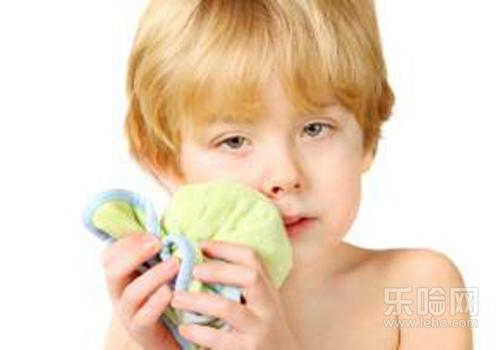 咳嗽有黄痰低烧怎么办,咳嗽有痰发烧了怎么办