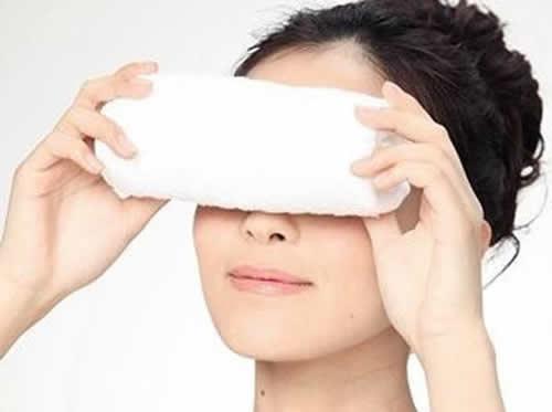 热毛巾敷眼睛缓解近视,热毛巾敷眼睛治近视吗