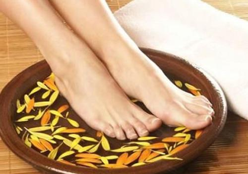 艾草可以天天泡脚吗