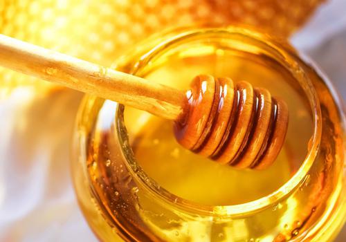 蜂蜜水敷脸要水洗吗