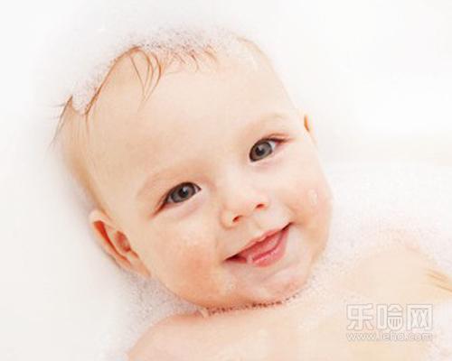 皮肤过敏可以洗澡吗,宝宝皮肤过敏能洗澡吗-乐