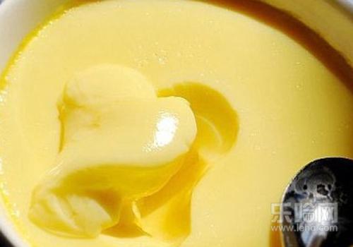 蛋黄羹怎么做给宝宝吃,宝宝辅食蛋黄羹怎么做