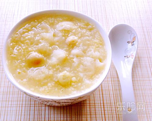 宝宝发烧喝什么粥好,宝宝喝什么粥对治疗发烧