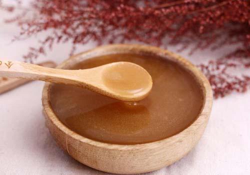 白糖蜂蜜牙膏洗脸方法