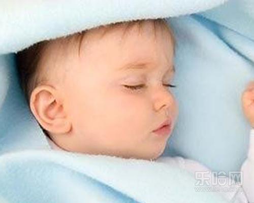 宝宝睡觉出汗多怎么办,宝宝睡觉出汗多怎么处