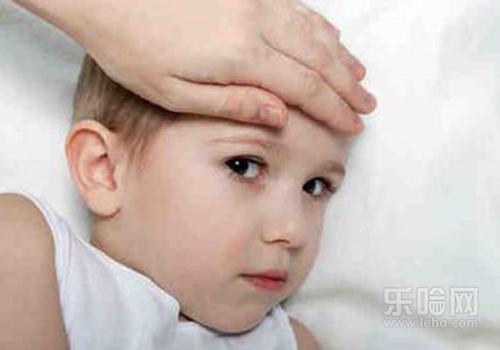 宝宝发烧抽搐正常吗,宝宝发烧为什么抽搐-乐哈