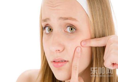 长闭口能用护肤品吗,长闭口护肤品可以用吗-乐