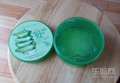 用了芦荟胶脸刺痛是怎么回事,用完芦荟胶皮肤