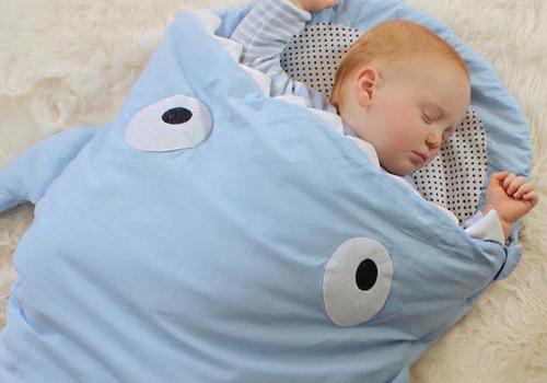 宝宝夜里睡觉不踏实 伴有哭闹,或许你该试试这