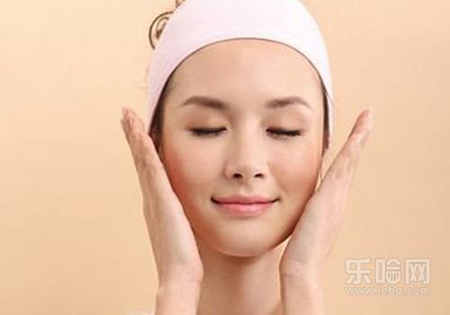 西瓜皮吃完不要扔,为你省下大笔买药的钱!西瓜