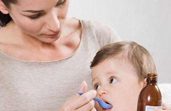 孩子吃药费劲怎么办 关键的是掌握正确的喂药