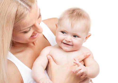 如何正确抱宝宝,抱了娃这么久,居然才发现抱姿