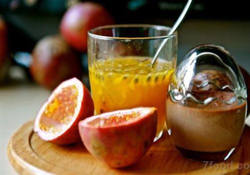 百香果可以和牛奶一起吃吗,百香果牛奶能一起