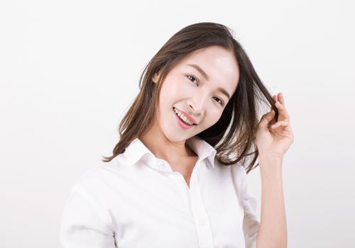 肚子咕咕有气放屁拉水是怎么回事