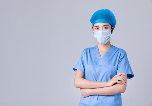 肚子咕咕有气放屁拉水是怎么回事