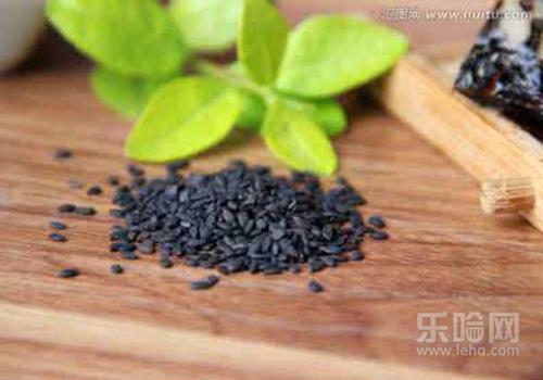 黑芝麻每天吃多少合适,黑芝麻一天吃多少合适
